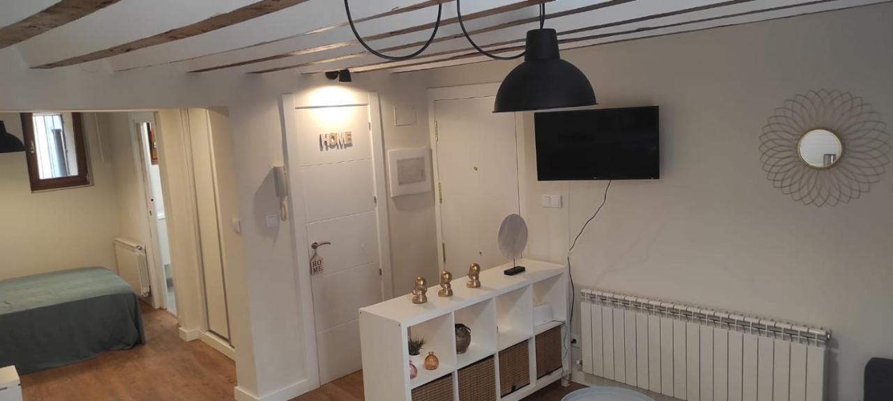 Loft Centrico Y Cerca A La Catedral Apartman Burgo Kültér fotó